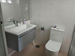 Blk 960 Hougang Avenue 9 (Hougang), HDB Executive #565815751